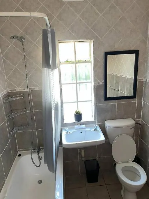 Clarendon Bright Apartment Cape Town