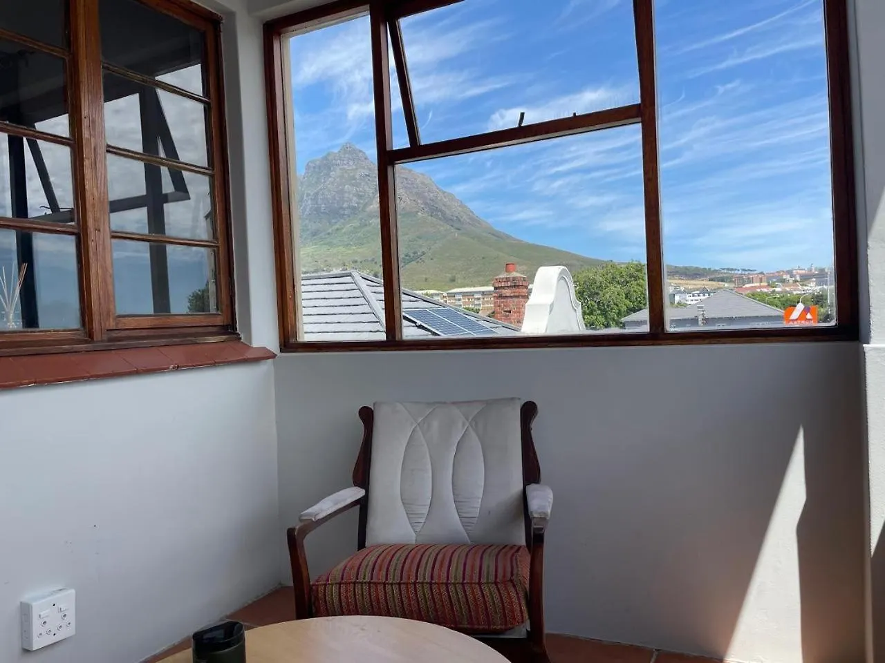 Clarendon Bright Apartment Cape Town